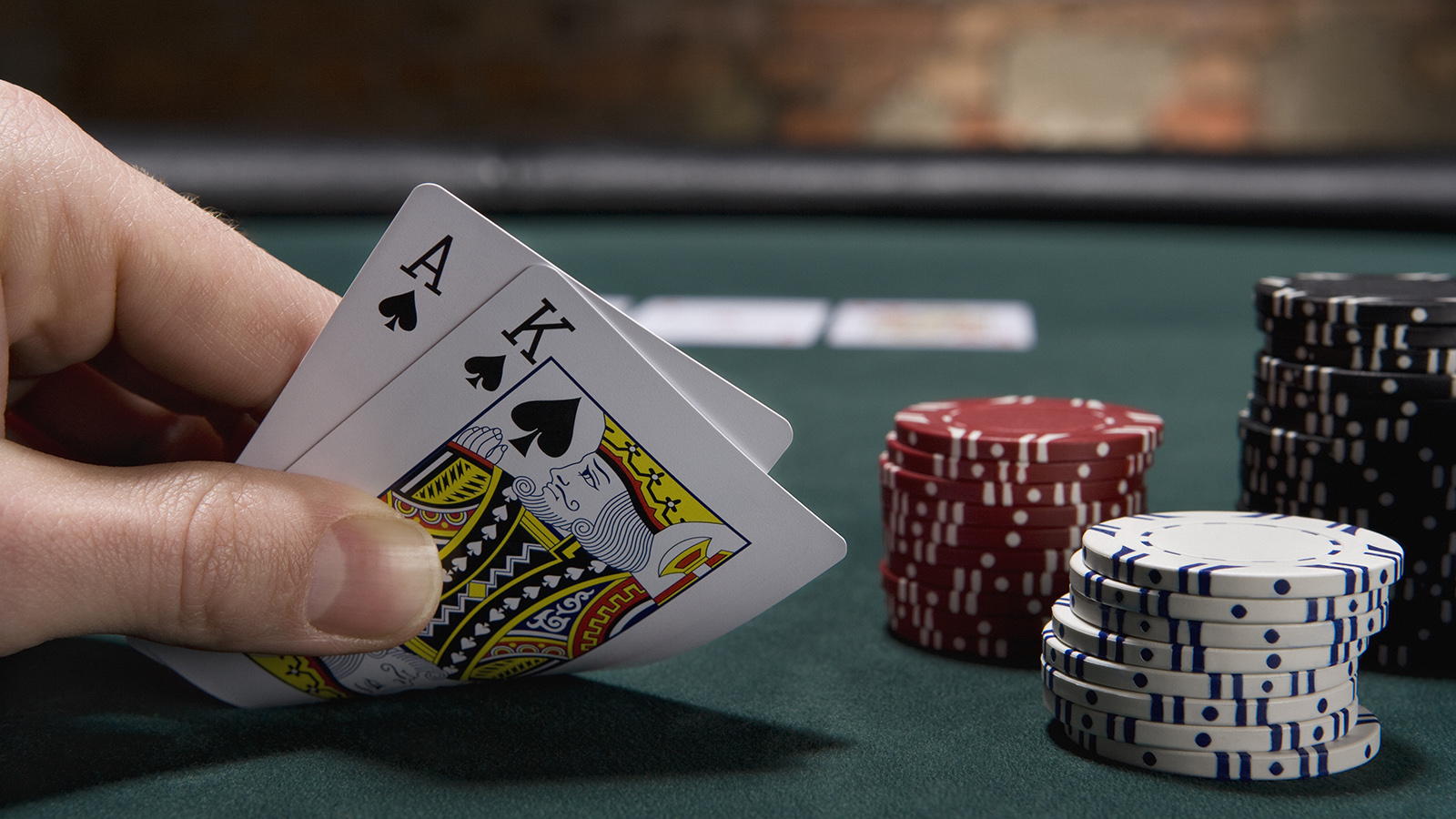 Blackjack OK365 – Bí Kíp Chơi Xì Dách Online Luôn Thắng 2026 4 Nếu bóc phải cặp bài này phải cược gấp đôi trong ván blackjack ok365
